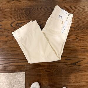 Joe's Jeans The Blake high rise wide leg crop size 31 Color: Milk